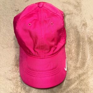 Nike golf hat pink